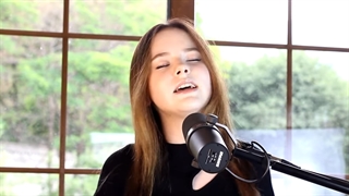 کاور آهنگ Radioactive توسط Daneliya Tuleshova