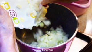 خورشت فسنجان با کوفته قلقلی به سبک ریزپز