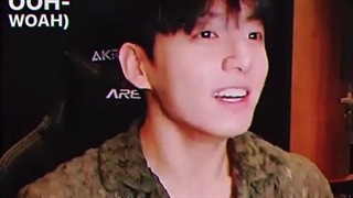 میکس و ادیت بسیار زیبا از لایو اخیر JK(جونگ کوک)