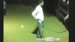 من در نمیزنم