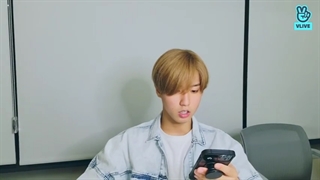 ویلایو جدید هان ( با زیرنویس فارسی ) straykids han vlive