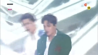 اجرای آهنگ های Call Me Baby و Love Me Right از اکسو در جشنواره 2016 Seoul Music Awards