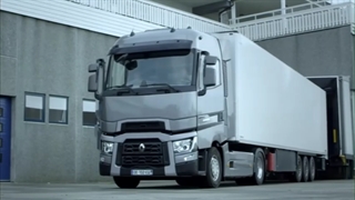 کشنده رنو، به عنوان کشنده برتر سال انتخاب شد.