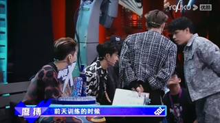 قسمت 4 پارت 1 برنامه رقص خیابانی چین فصل چهارم + زیرنویس فارسی با حضور وانگ ییبو , لی ,هنری, هانگ کانگ-720p