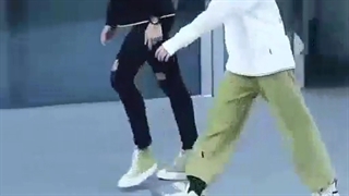 تیک تاک کره ای