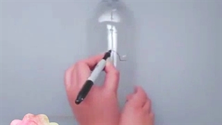 خلاقیت استند رو میزی مینیون ساده و شیک *_*