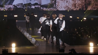 اجرای آهنگ "Astronaut" از استری کیدز در کنسرت(Hi Stay)