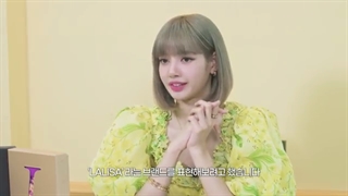 آنباکسینگ سینگل آلبوم LALISA توسط LISA + زیرنویس فارسی