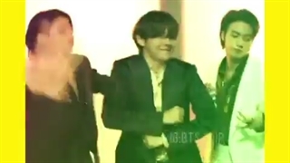 رقص شمالی بی تی اس****** اخر خنده اس جررر ***** خیلی ام بهشون میاد***** ارمی ها لایک فراموش نشه تا پست های بیشتری بزارم******