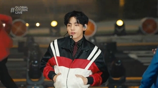 اجرای آهنگ Butter توسط بی تی اس در Global Citizen Concert