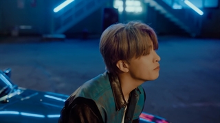 موزیک ویدئوی Vibin یونگجه + زیرنویس فارسی آنلاین