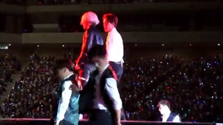 فن کم اجرای کای و تمین (Shinee)