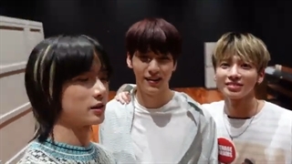 قسمت هفتم فصل چهارم برنامه Talk X Today تی اکس تی ( زیرنویس فارسی)