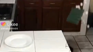 این مرده خیلی باحاله