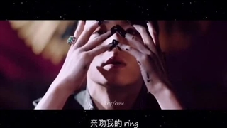 به پادشاهمون لی وارد میشوند