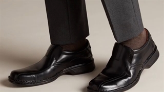 راحت ترین کفش مردانه برای راحتی تمام روز (راهنمای خرید) | لیوزا