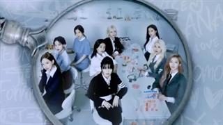 آهنگ Hello توایس(نایون_مومو_چه یونگ)