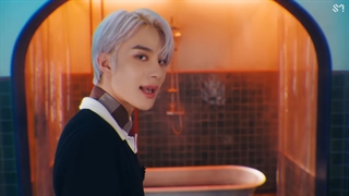 موزیک ویدیو جذاب گروه انسیتی ۱۲۷ به نام favorite (vampire)