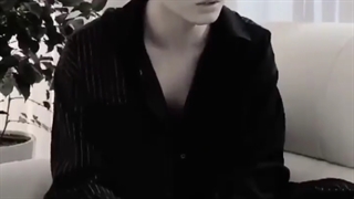 جذابیت کوک توی این ویدیو موج میزنه♡_♡