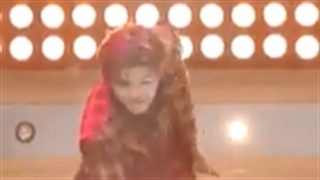 فنکم ووزی عضو سونتین در اجرای home;run از سونتین