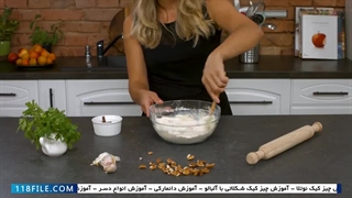 آموزش شیرینی پزی-آموزش سفره آرایی  02128423118-طرز تهیه نان شیرمال با 4 روش
