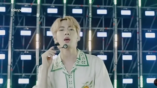 اجرای زیبای Permission To Dance از گروه BTS در Tokopedia