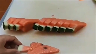 چند مدل برش هندوانه برای شب یلدا