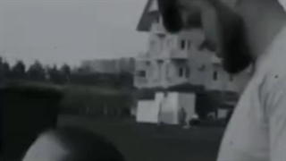 دکلمه شعر عشق یعنی می توان پروانه بود از محمد خوش بین