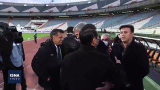 گوشه‌هایی از دیدار فوتبال پرسپولیس و تراکتور