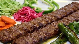 بهترین روش به سیخکشیدن و پخت کباب کوبیده