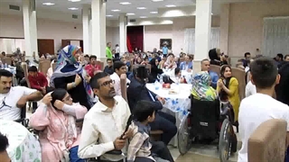 اجرای فوق العاده مجری در جشن خیریه