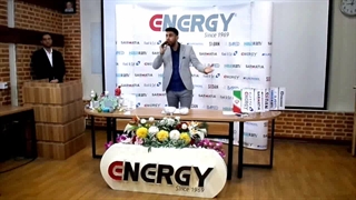 هماهنگی اجرای هنرمندان تقلید صدا، مجریان و خوانندگان پاپ