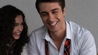 زیبایی زوج های شیرین خواهران و برادرانم و رقص دو بازیگر کاردیشلریم