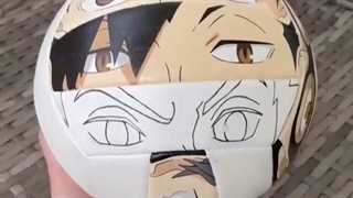 نقاشی انیمه هایکیکو روی توپ والیبال