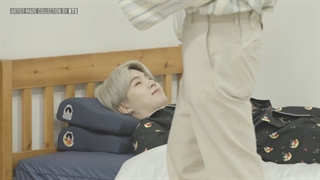 مرچ های جین + زیرنویس فارسی (ARTIST-MADE COLLECTION ‘SHOW’ BY BTS – Jin)