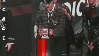 الان وضعیتم اینه یکی بگه چجوری درس بخونم خدااااااا