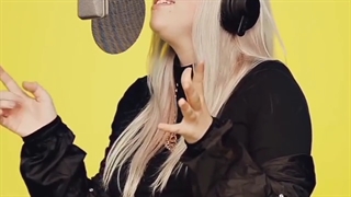 بیلی آیلیش  watch