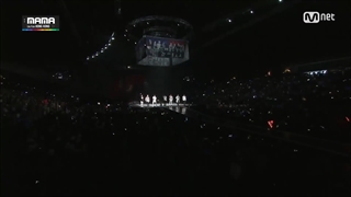 اجرای BTS به همراه Black B در MAMA 2014