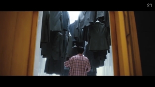 موزیک ویدیو Grey Suit از سوهو لیدر اکسو