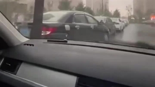 یک لحظه به بارون اجازه نمیده