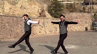 اجرای رقص آذری شاد و پرانرژی