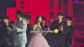 اول قرار بود به جای یونگ ده سونگهون باشه و یک مقاله هم اومد ازش اما نشد