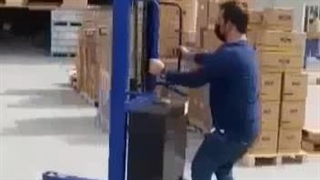 استاکر برقی 09121482996 ( آموزش بارگیری ) لیفتراک برقی شرکت آسیا یدک