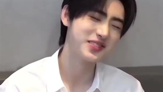 اینم بی صدا دان شده بازم سوریی...ولی خب شکست عشقی  لیدرمون رو می بینین....حتی بیسکوییتش کامل هم نبودد