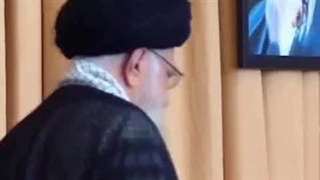 مردم باید در صحنه بمانند!