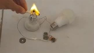 اختراع جالب مهردادموسی پورروشن کردن لامپ با آتش