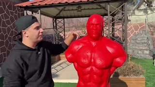 آدمک بوکس خریدم! هر بلایی بخوایم سرش میاریم!!؟ (میلاد 1st)